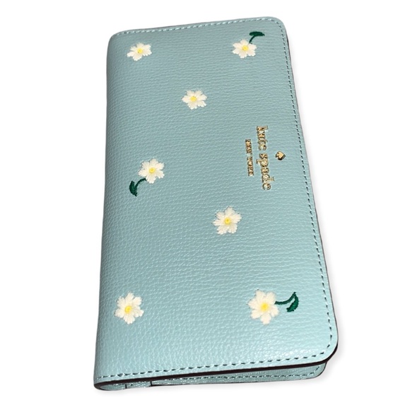 ♠️ kate spade Embroidered Lea Daisy Floral Large Slim Bifold Wallet, Aphrodite - Picture 4 of 14
